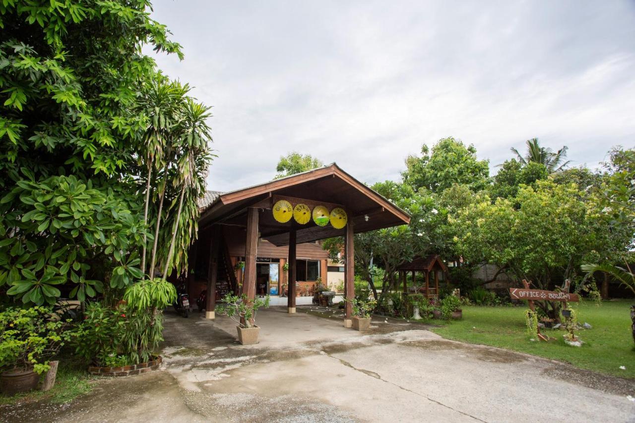 Oyo 909 Guiding Star Resort Chiang Mai Dış mekan fotoğraf