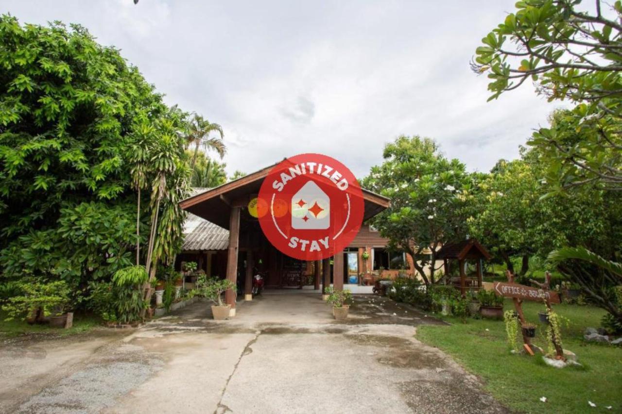 Oyo 909 Guiding Star Resort Chiang Mai Dış mekan fotoğraf