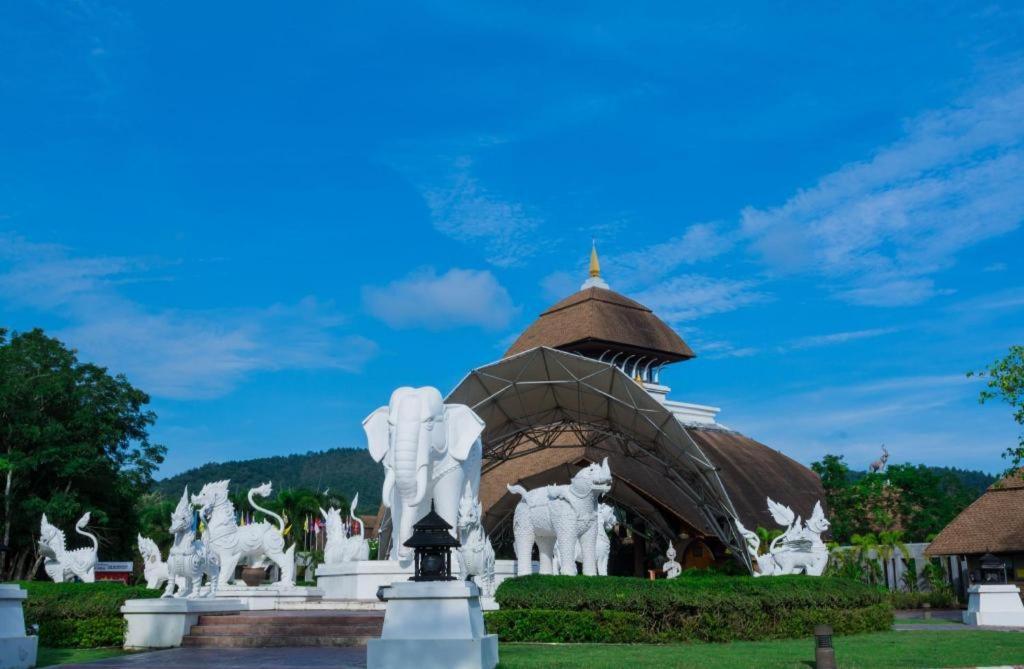 Oyo 909 Guiding Star Resort Chiang Mai Dış mekan fotoğraf