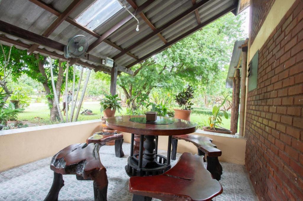 Oyo 909 Guiding Star Resort Chiang Mai Dış mekan fotoğraf