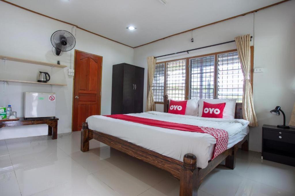 Oyo 909 Guiding Star Resort Chiang Mai Dış mekan fotoğraf