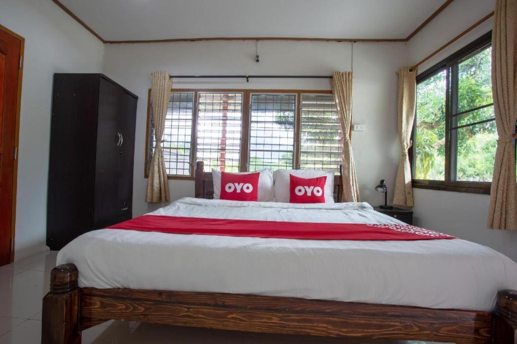 Oyo 909 Guiding Star Resort Chiang Mai Dış mekan fotoğraf