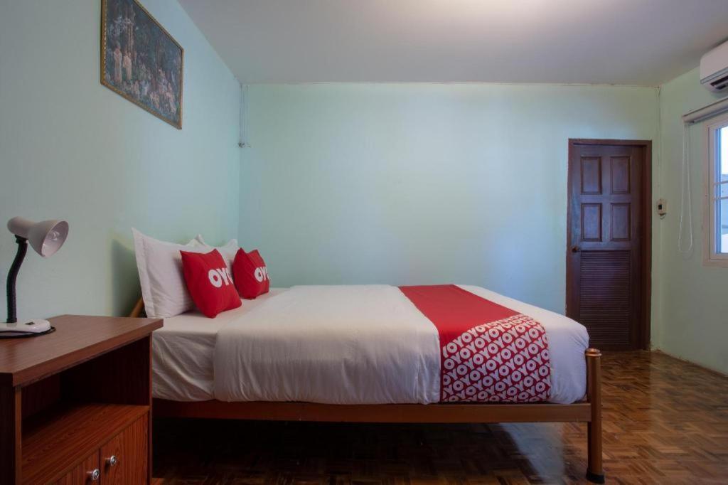 Oyo 909 Guiding Star Resort Chiang Mai Dış mekan fotoğraf