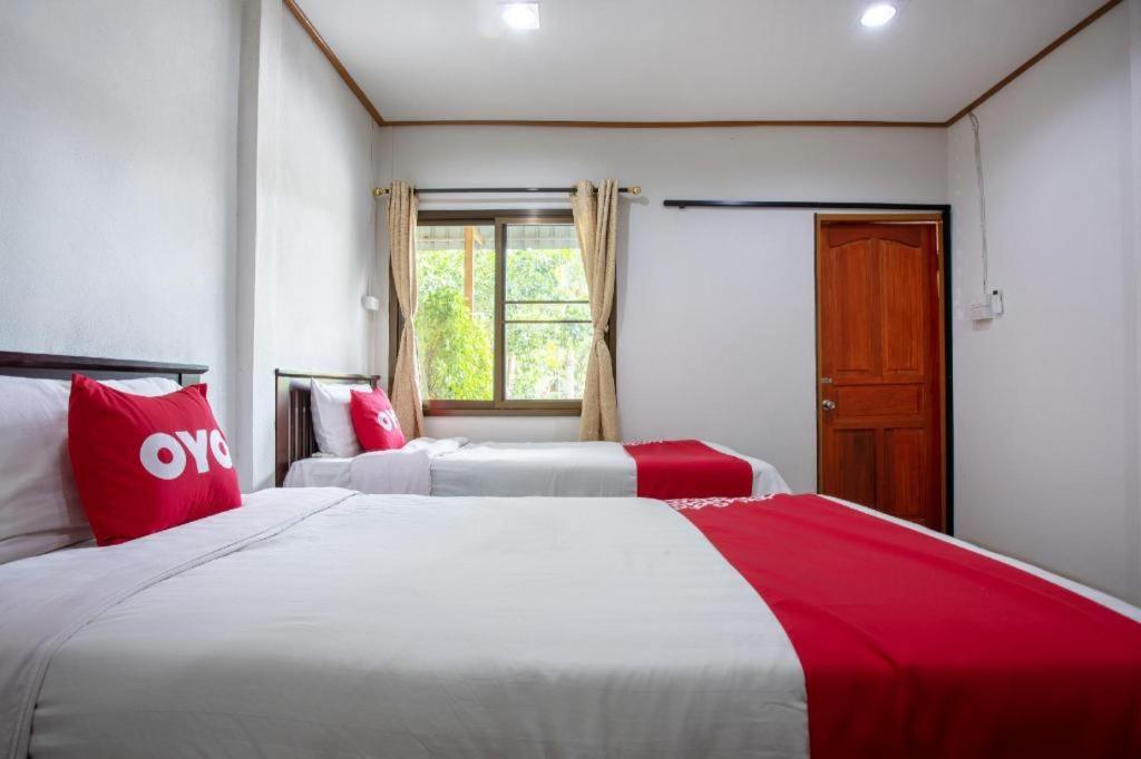 Oyo 909 Guiding Star Resort Chiang Mai Dış mekan fotoğraf